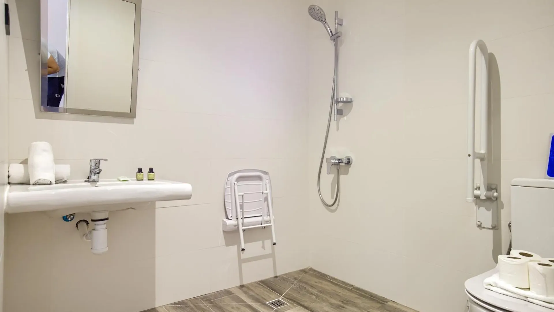 Dobo Madrid Nuria Apartment