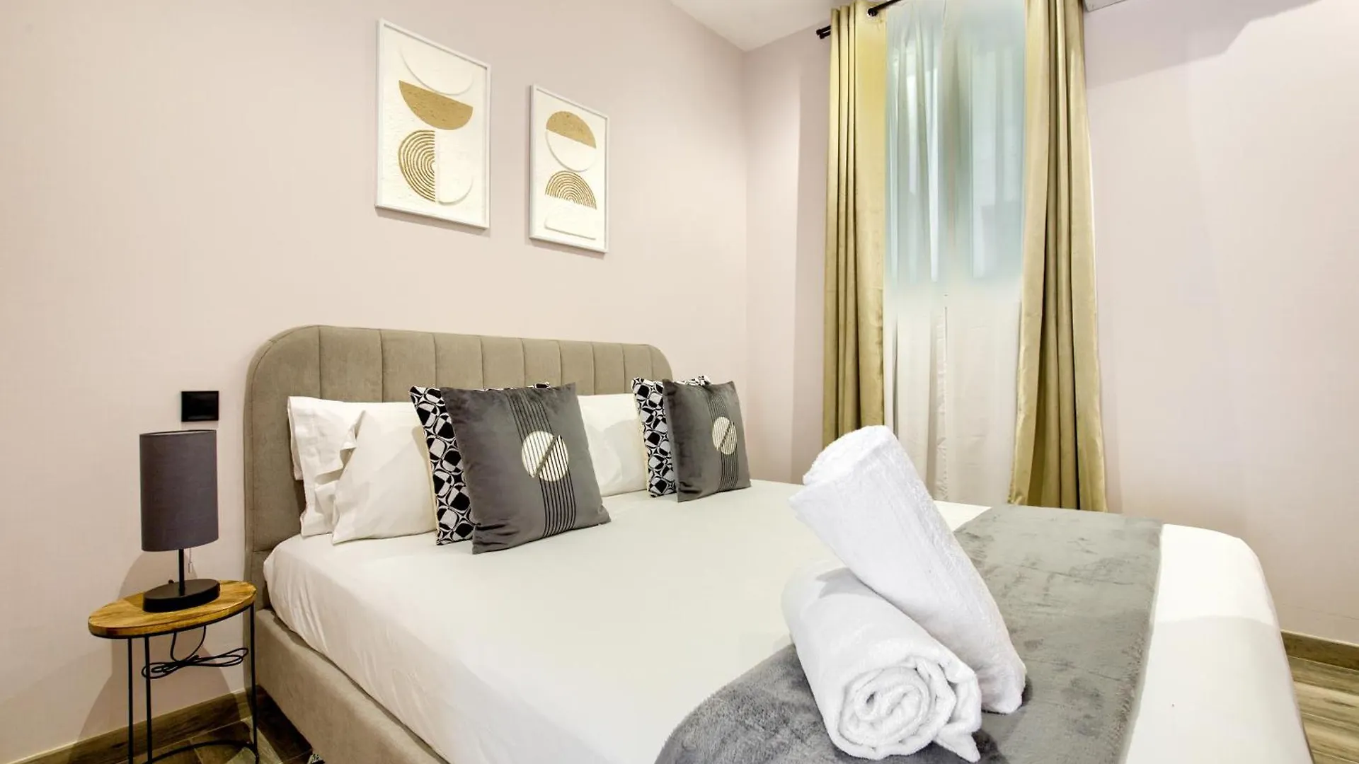 Dobo Madrid Nuria Apartment 0*,