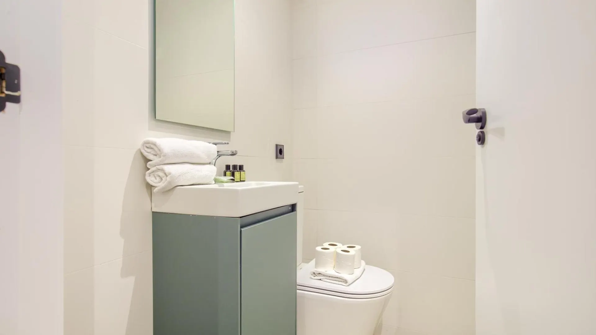 Dobo Madrid Nuria Apartment