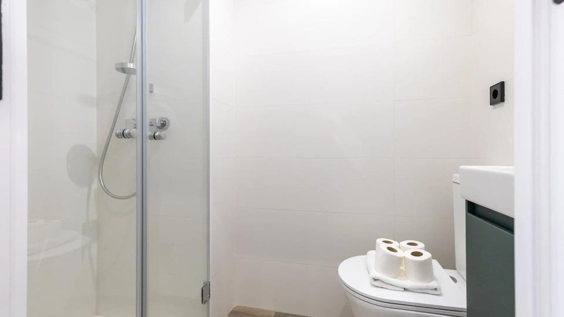 Dobo Madrid Nuria Apartment